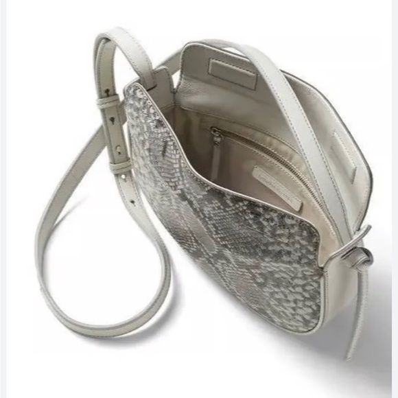 Banana Republic Snakeskin Embossed Split Cow Leather Crossbody Bag NWOT - Picture 2 of 15